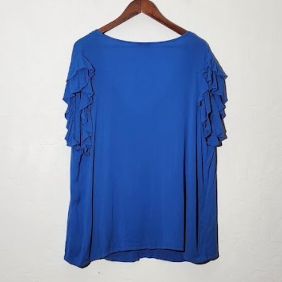 Torrid Women's Flutter Short Sleeve Blouse in size 2 - Picture 3 of 4